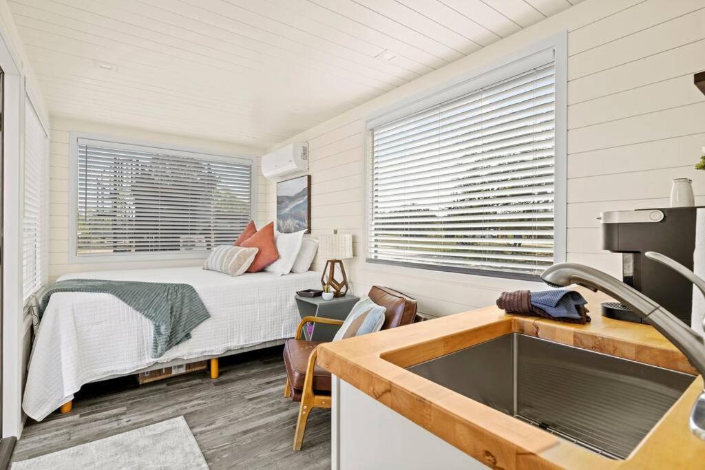 New The Sunset Luxury Container Home Fredericksburg Luaran gambar
