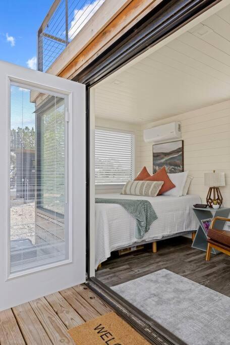 New The Sunset Luxury Container Home Fredericksburg Luaran gambar
